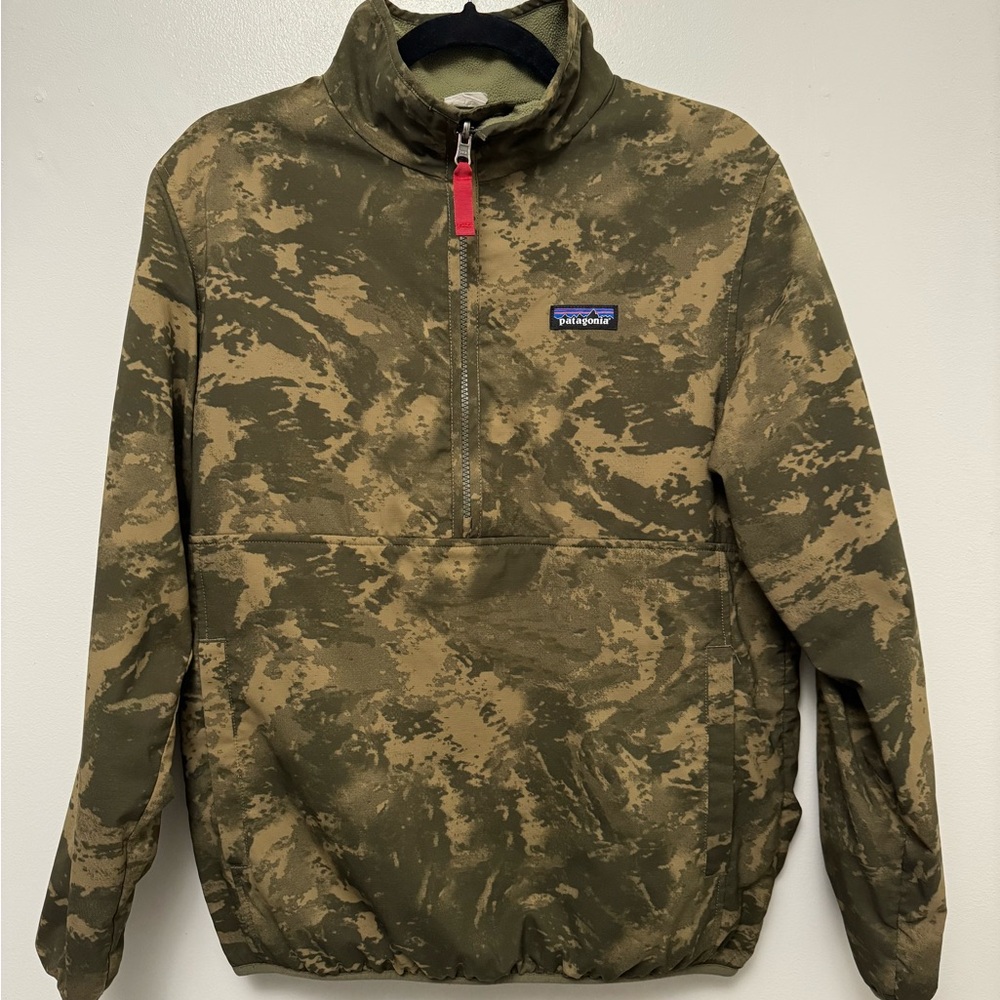 GUC Patagonia green camo zip reversible fleece XS $70